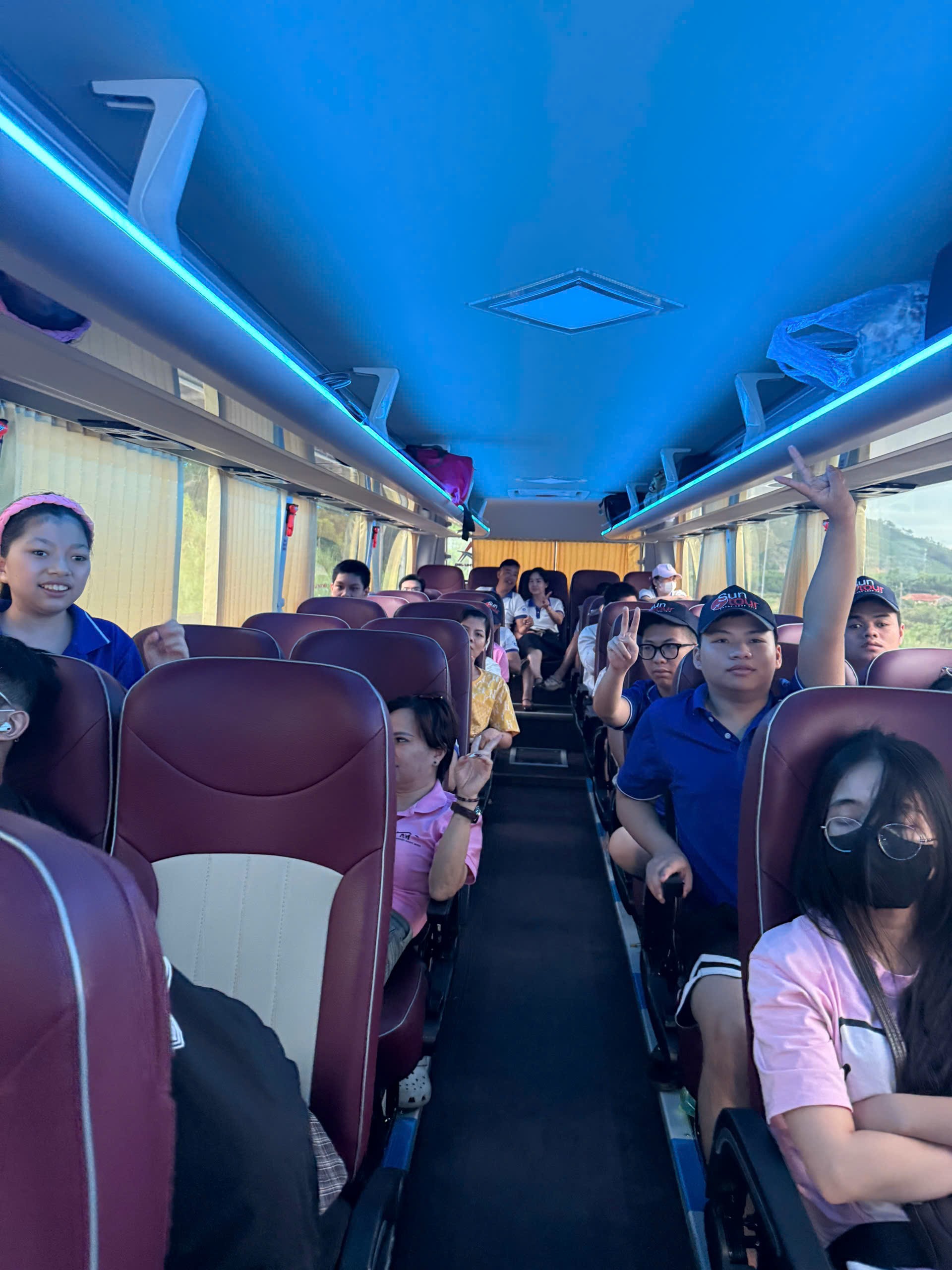  KẾT NỐI YÊU THƯƠNG 2026 MỘT HÀNH TRÌNH  ĐẦY KỶ NIỆM 💙   - 9