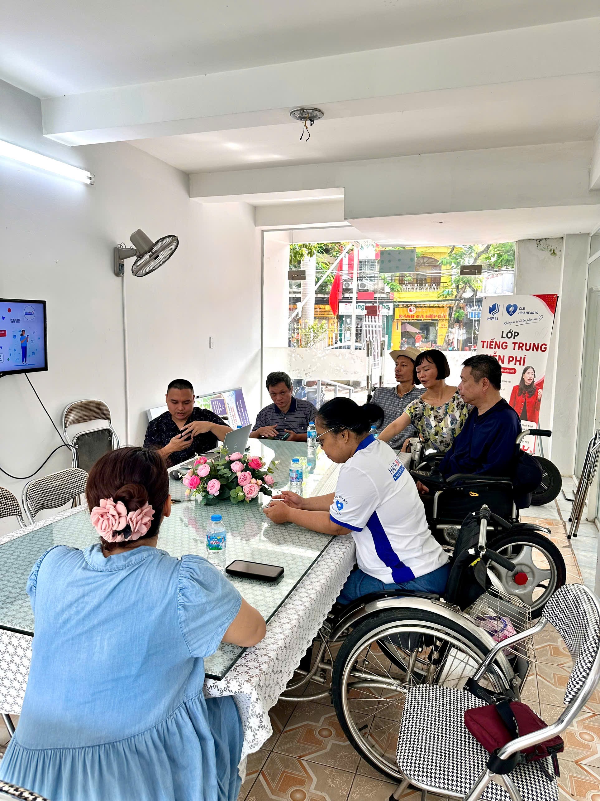 BÌNH DÂN HỌC VỤ SỐ KHI CÔNG NGHỆ MỞ RA NHỮNG CƠ HỘI MỚI  - 5