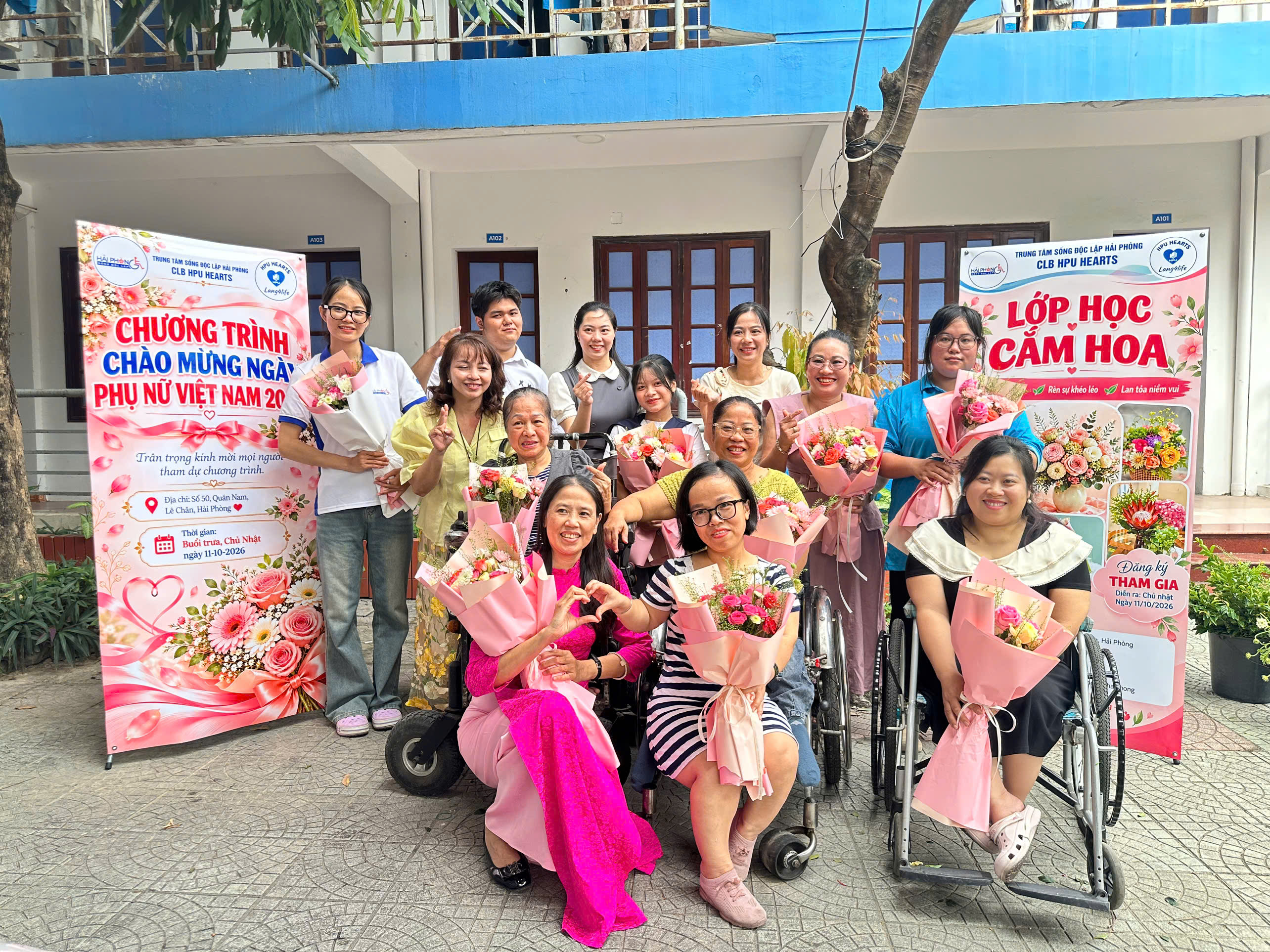 Lớp học Cắm hoa và hoạt động chào mừng Ngày Phụ nữ Việt Nam 20/10 - 29