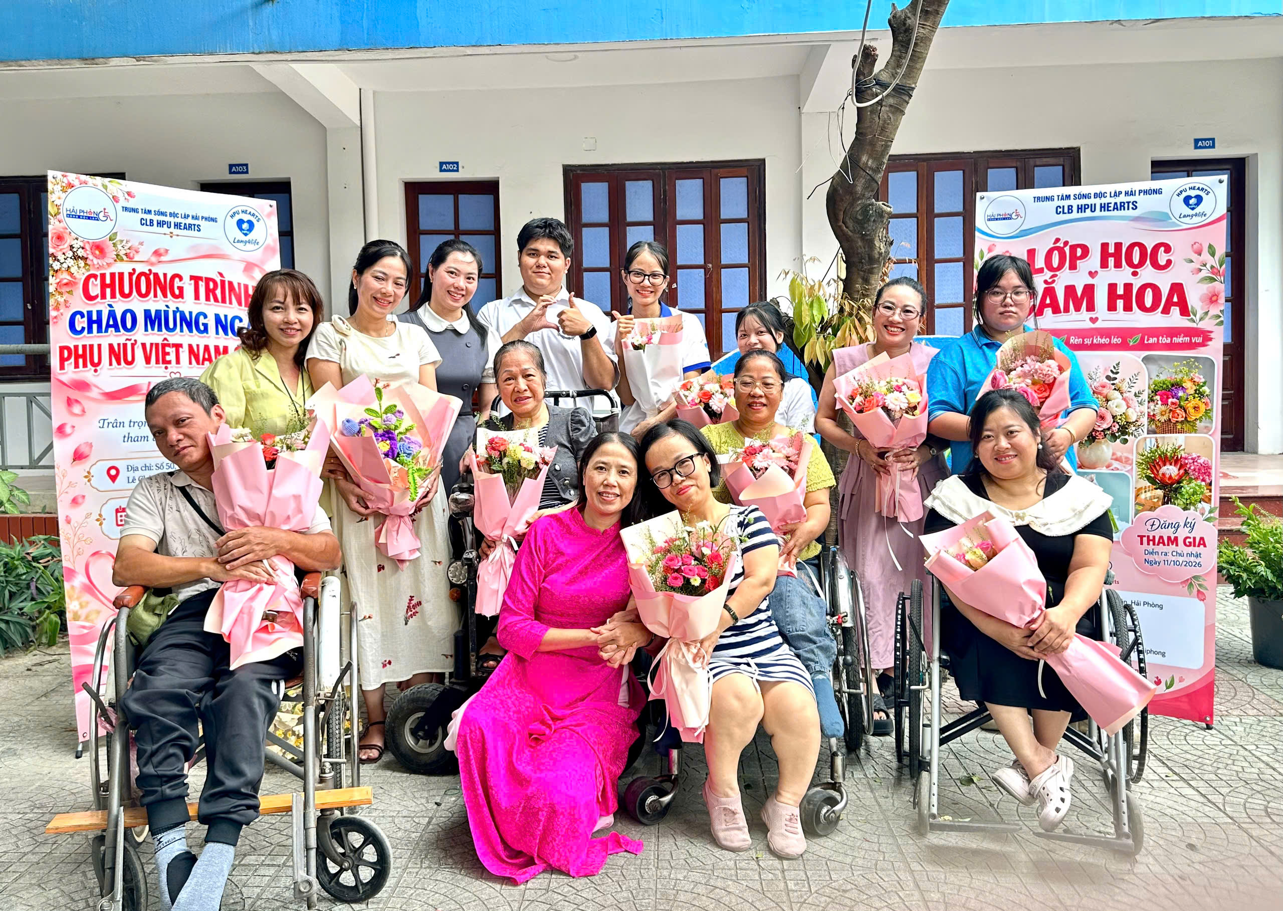 Lớp học Cắm hoa và hoạt động chào mừng Ngày Phụ nữ Việt Nam 20/10 - 31