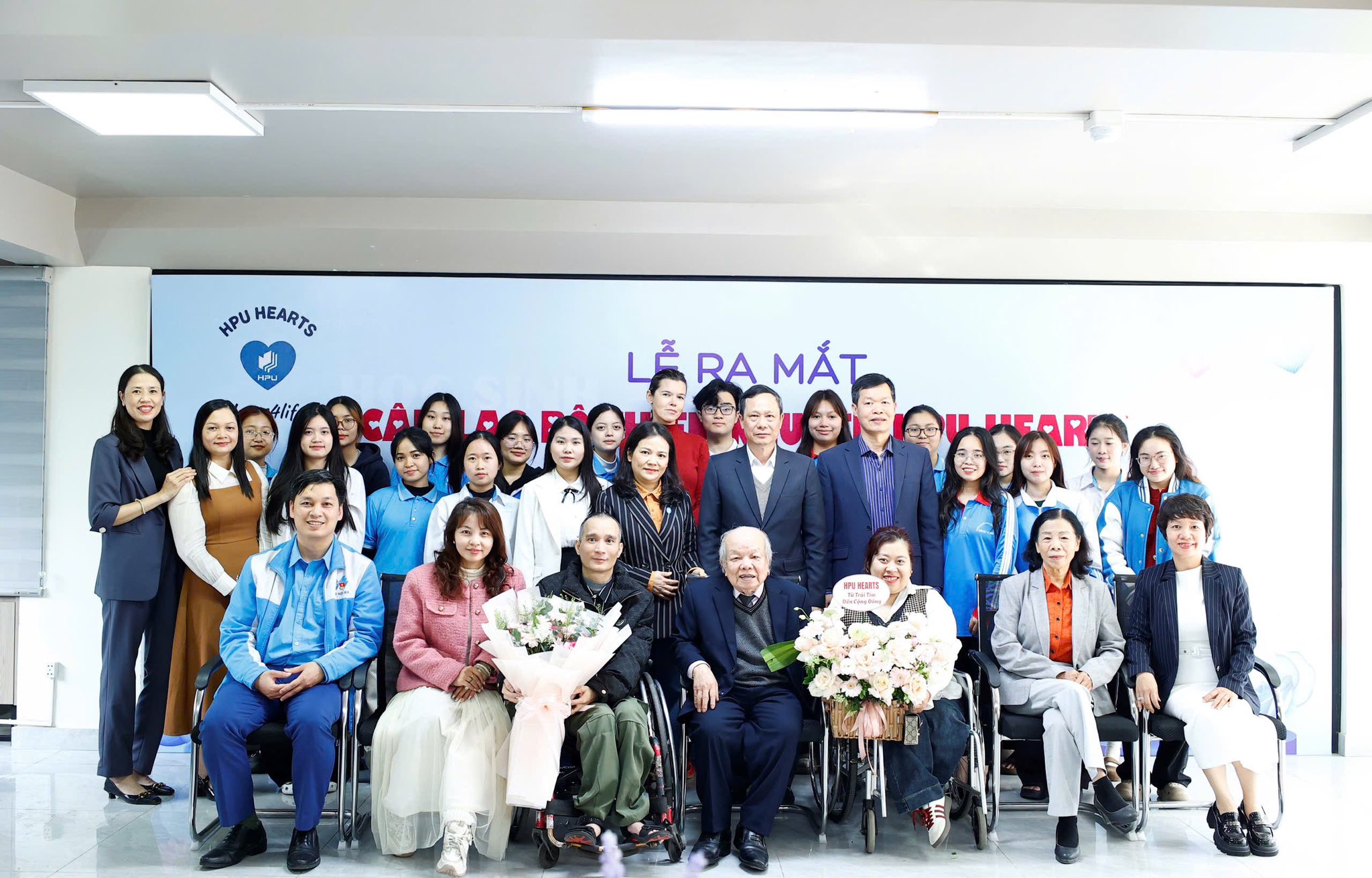 Ra mắt CLB Trái Tim HPU Hearts - 2