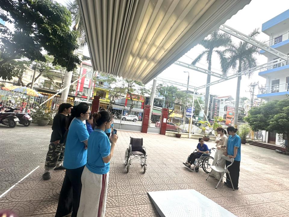 Tập huấn hỗ trợ NKT cho HPU Hearts - 5